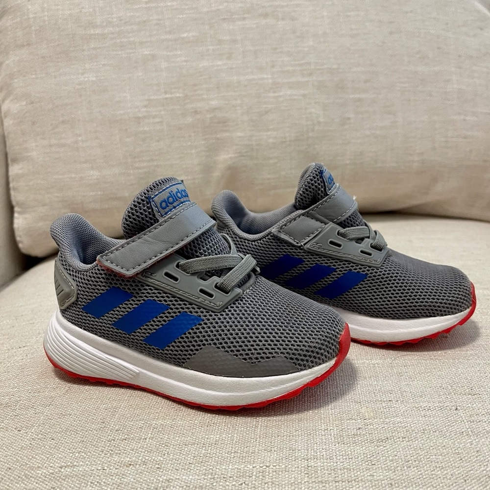 Toddler Boy Grey Adidas Sneakers - Size 6